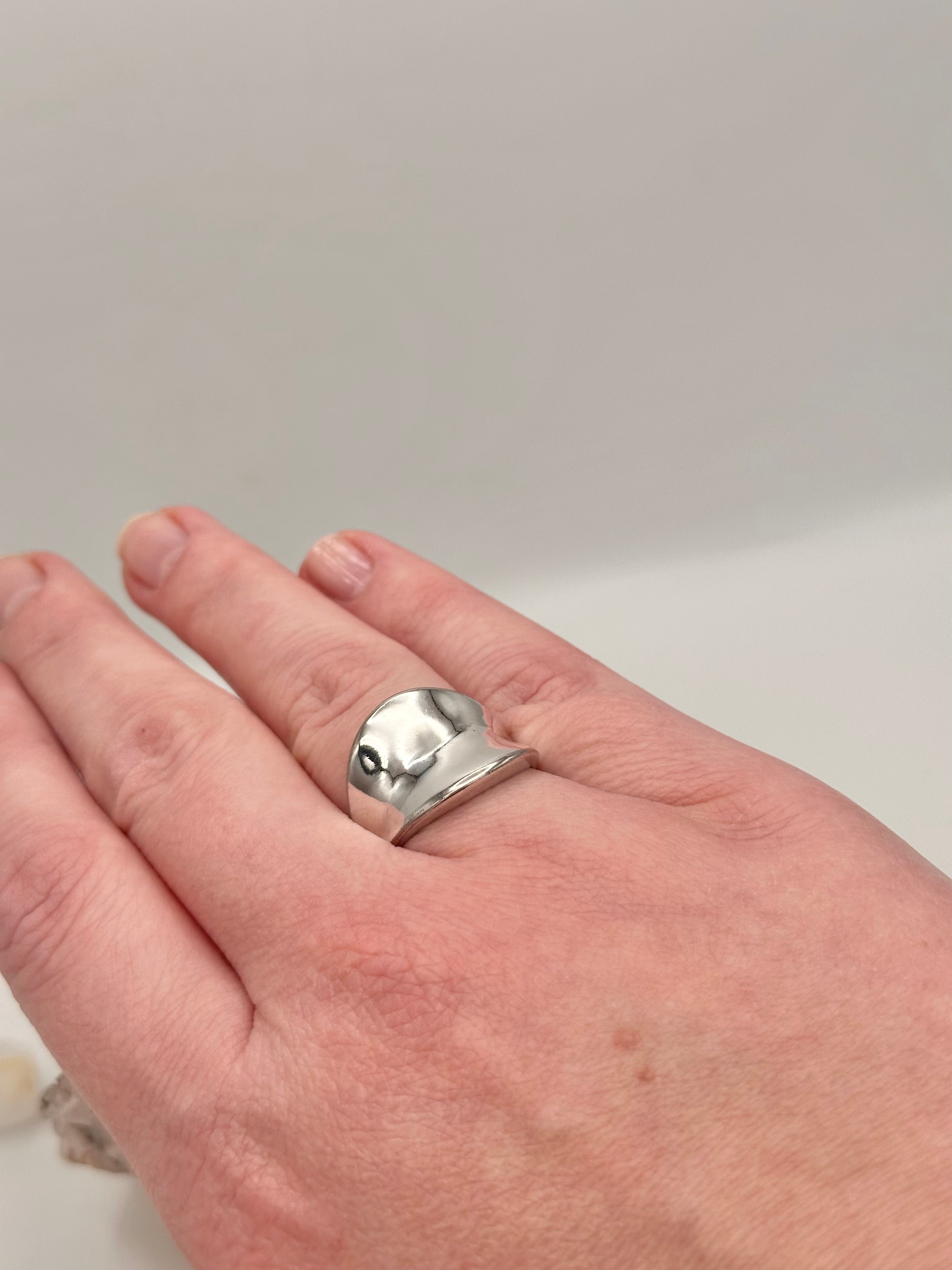 Vintage Chunky wave ring