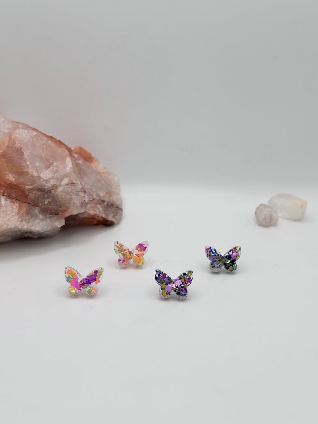 Glitter resin studs