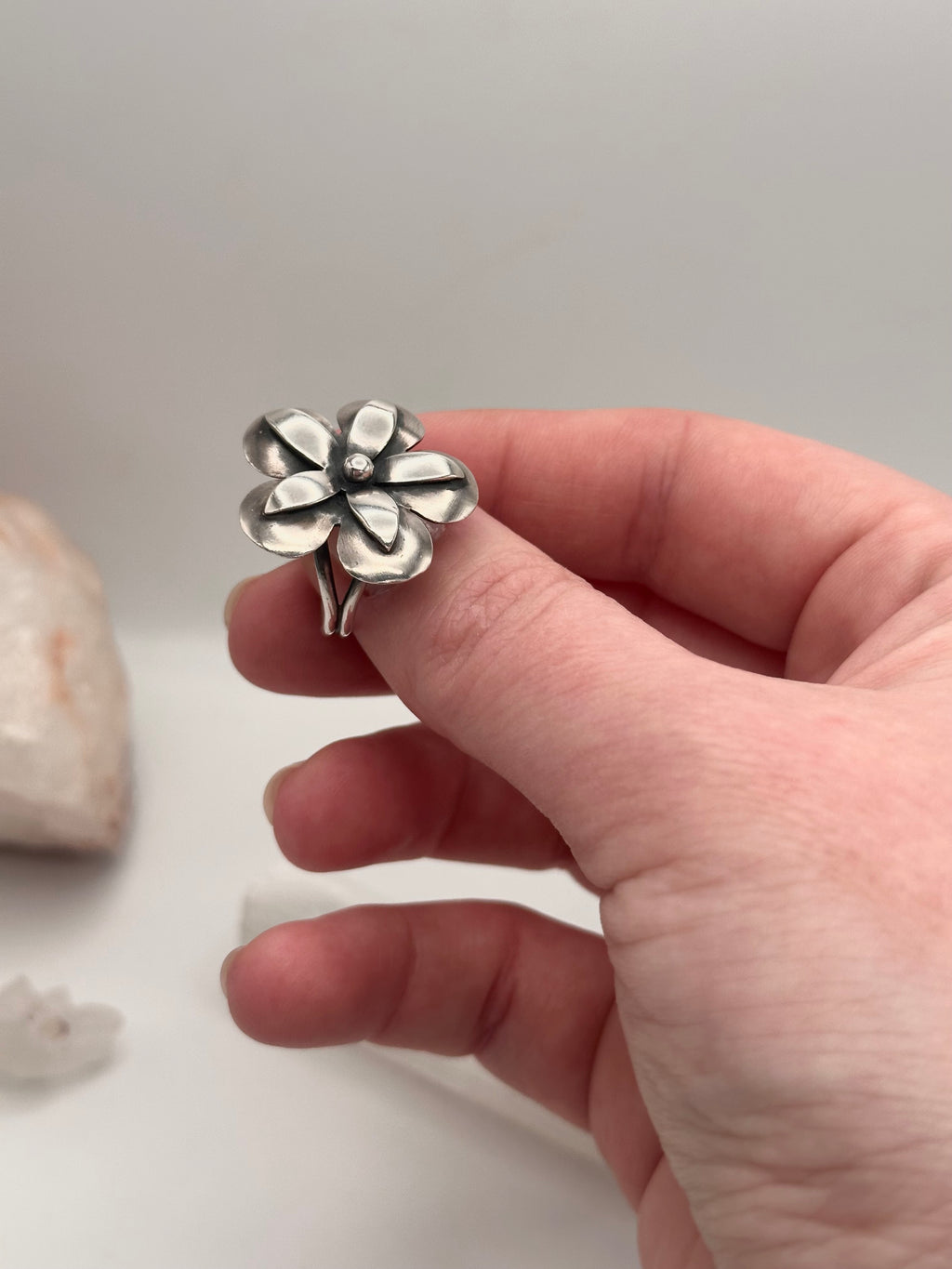Vintage layered flower ring