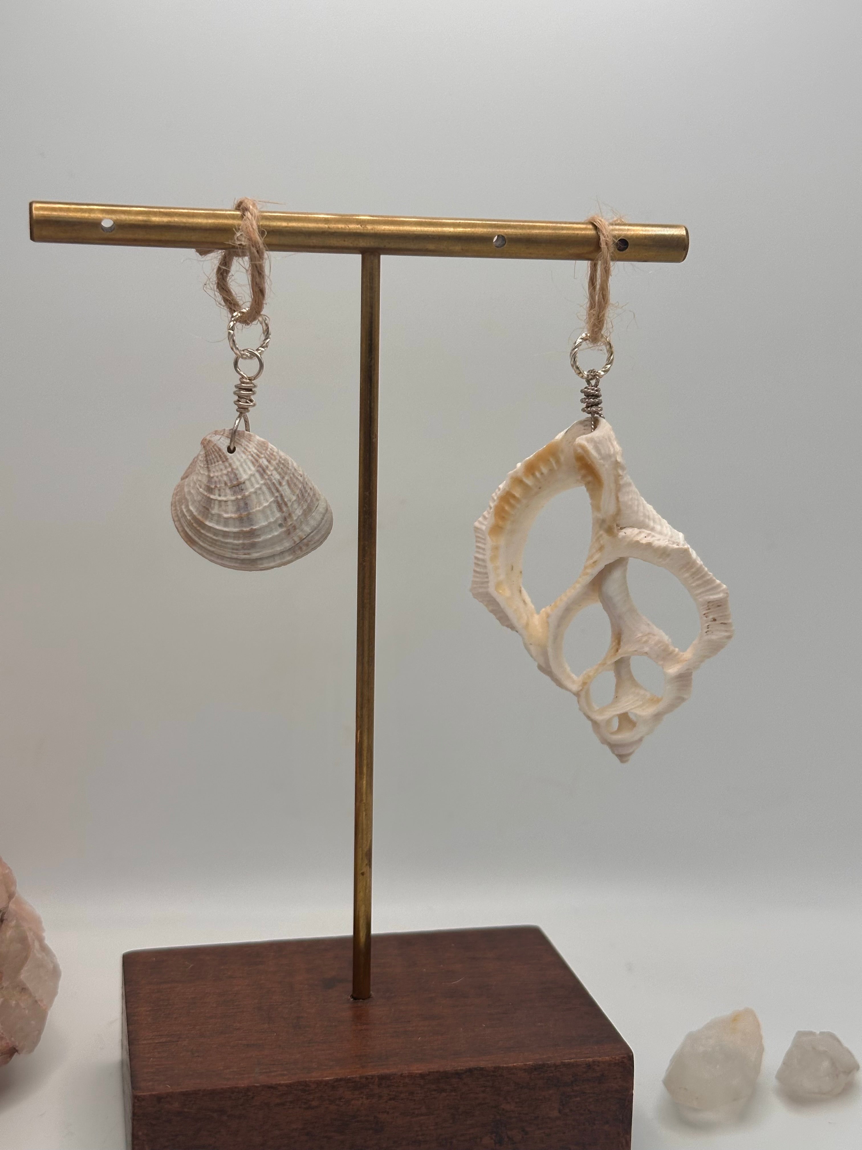 Seashell necklace pendants