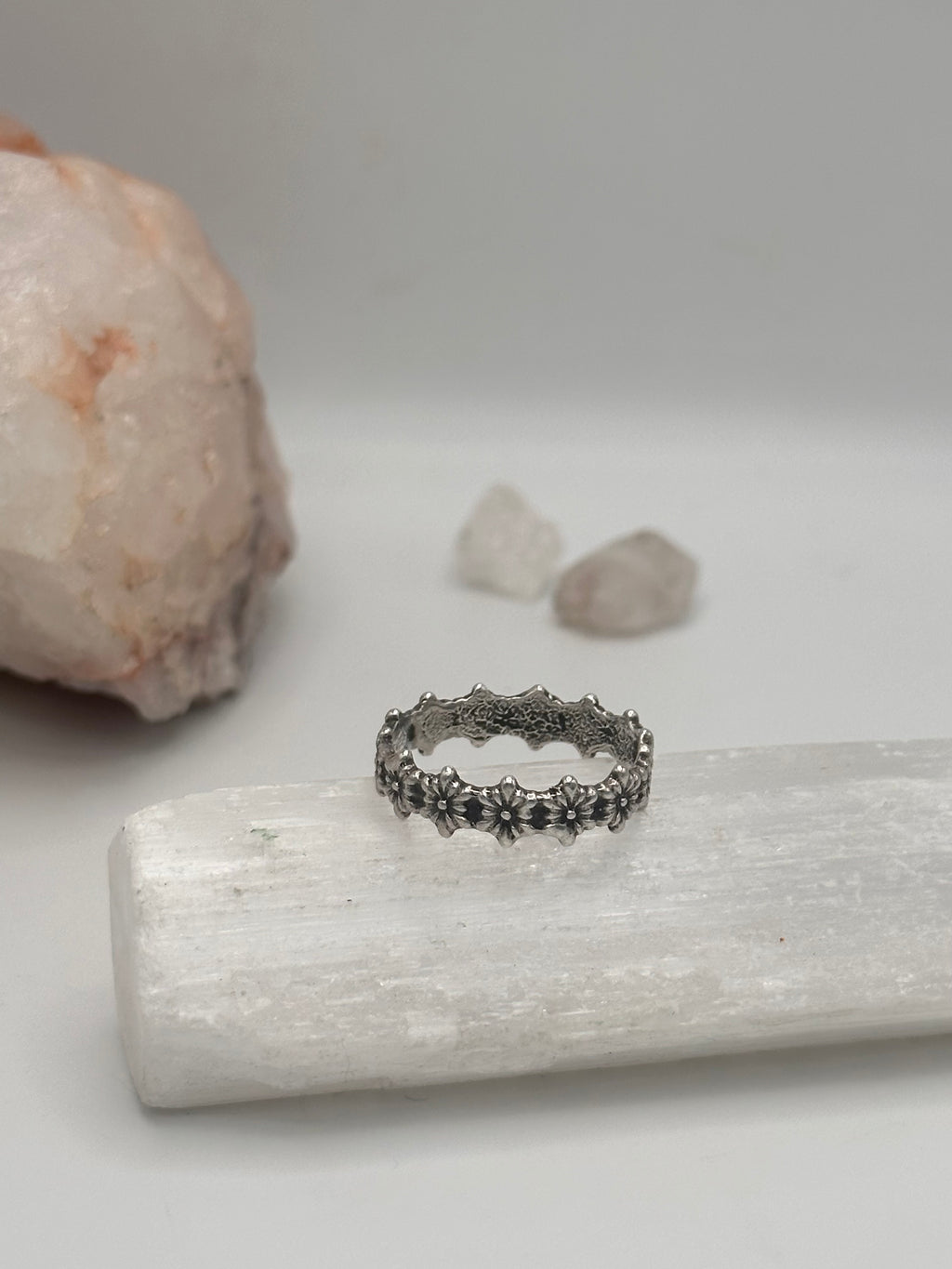 Basic flower chain ring