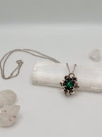 Vintage Green stone Flower necklace