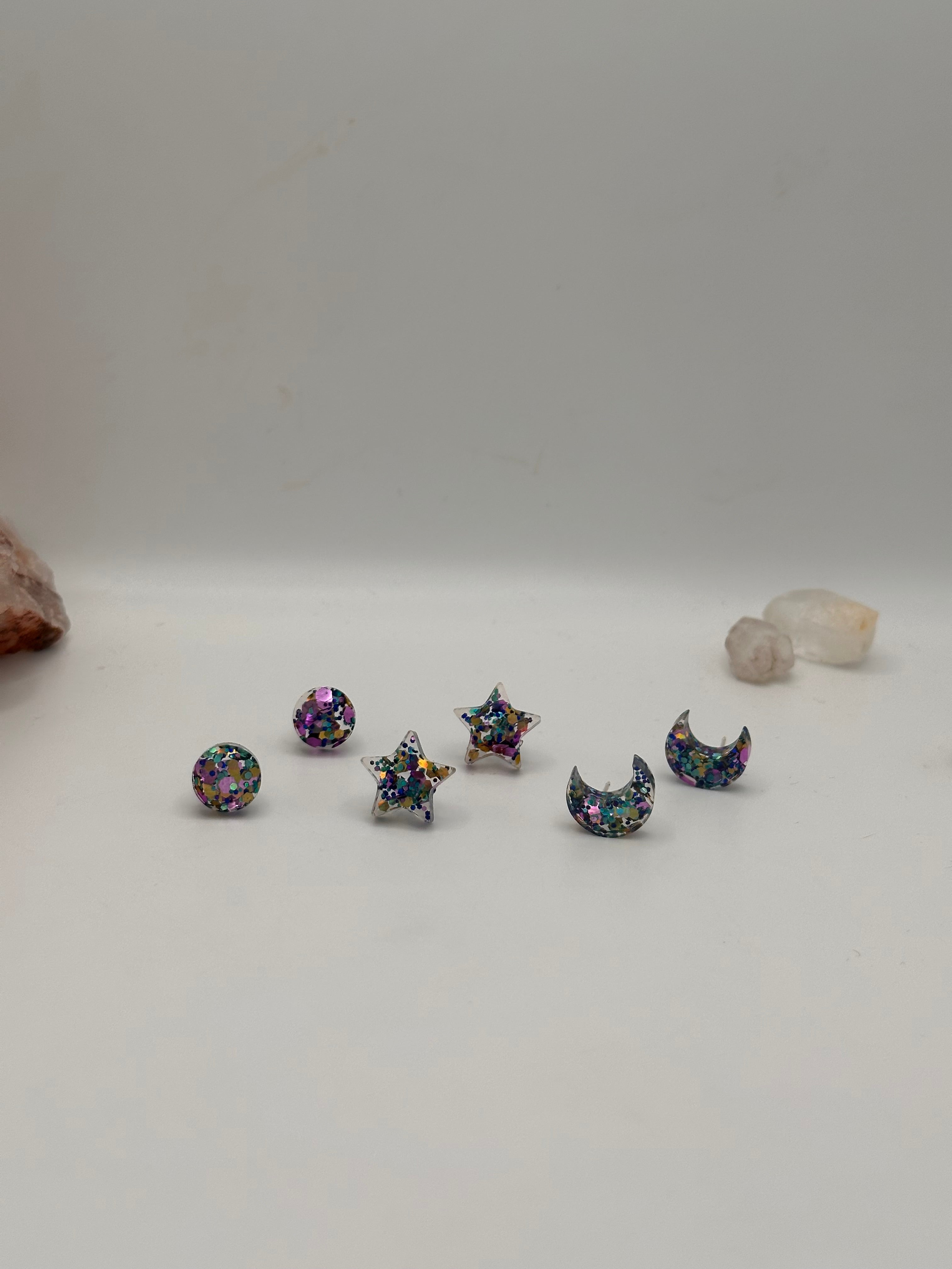 Glitter resin studs