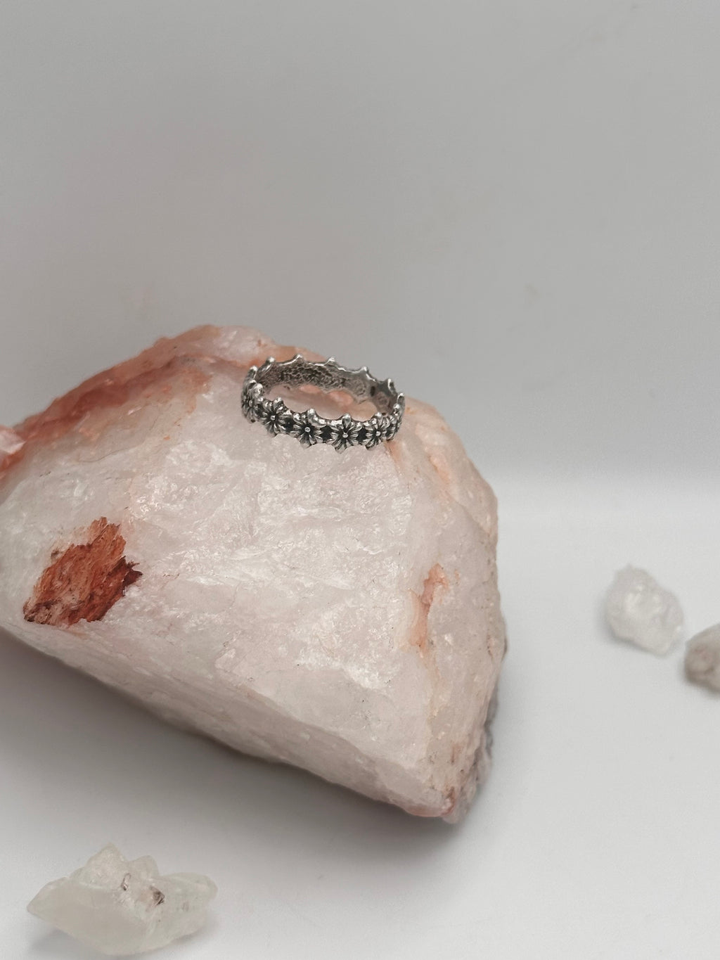 Basic flower chain ring