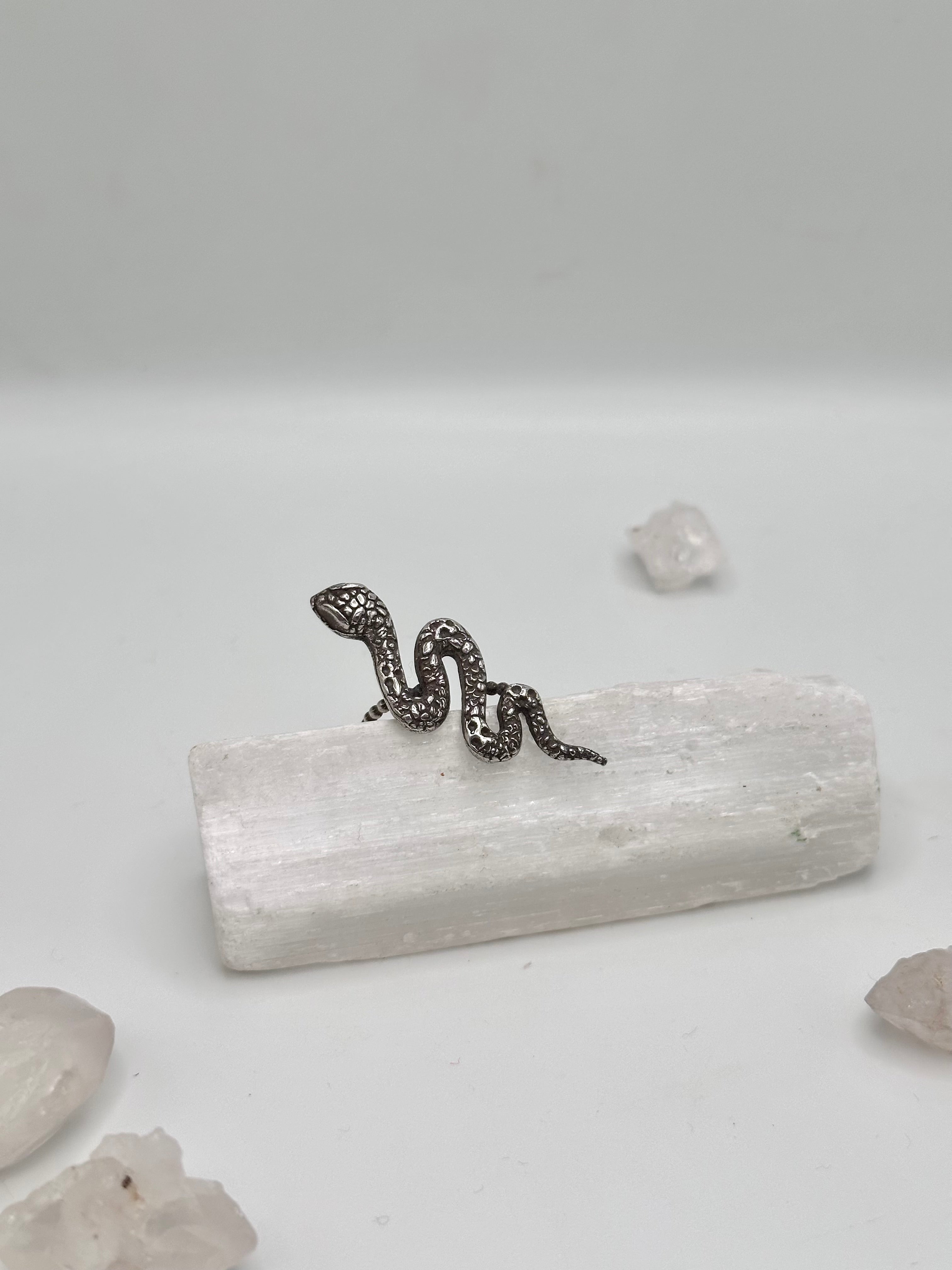 Large snake beaded band ring