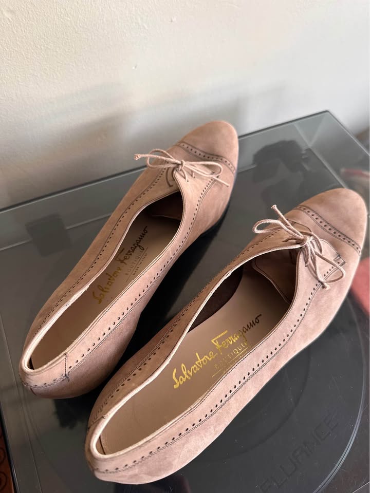Vintage 9.5AA Salvatore Ferragamo Suede Loafers