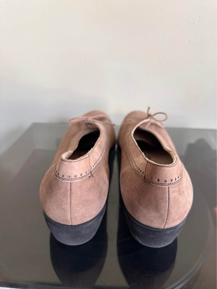 Vintage 9.5AA Salvatore Ferragamo Suede Loafers