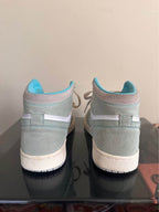 Nike Air Jordan 1 Retro High OG Women’s 6.5