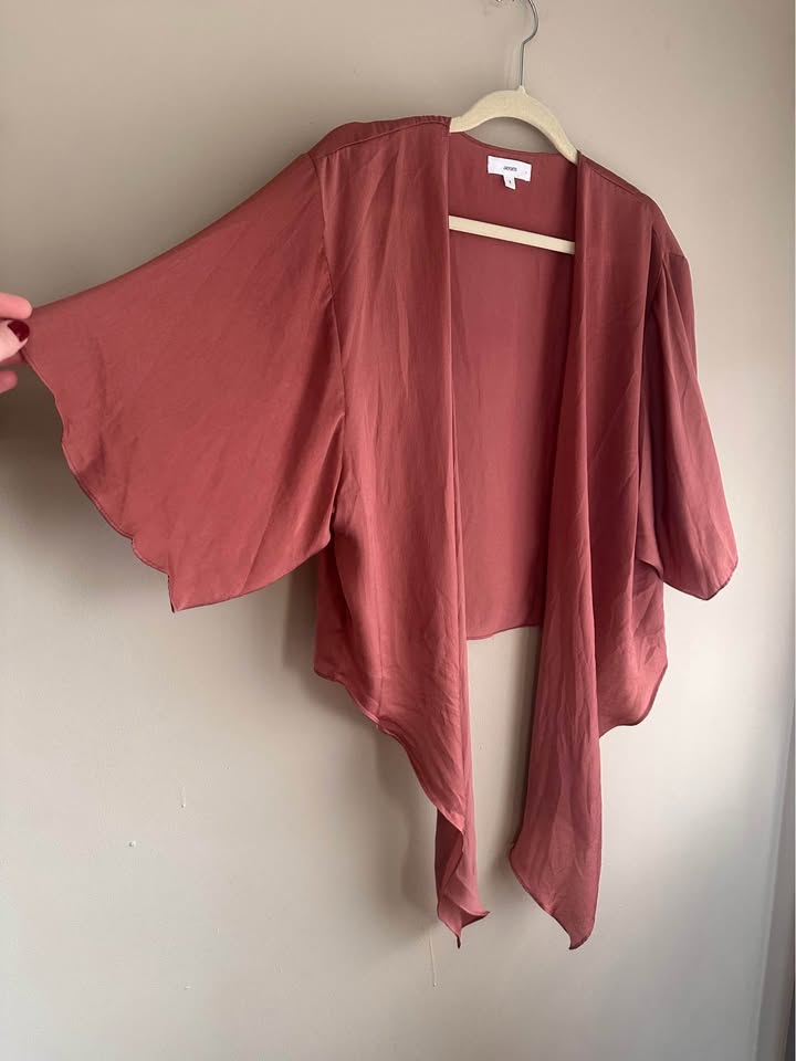 Cropped Front-Tie Shawl