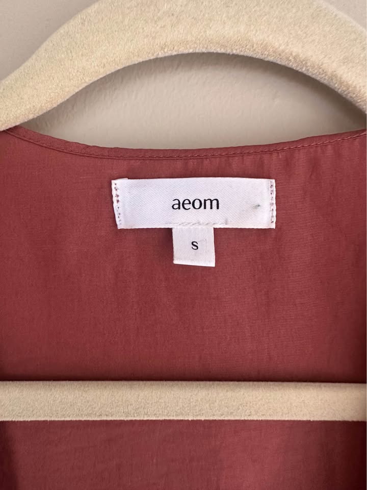 Cropped Front-Tie Shawl