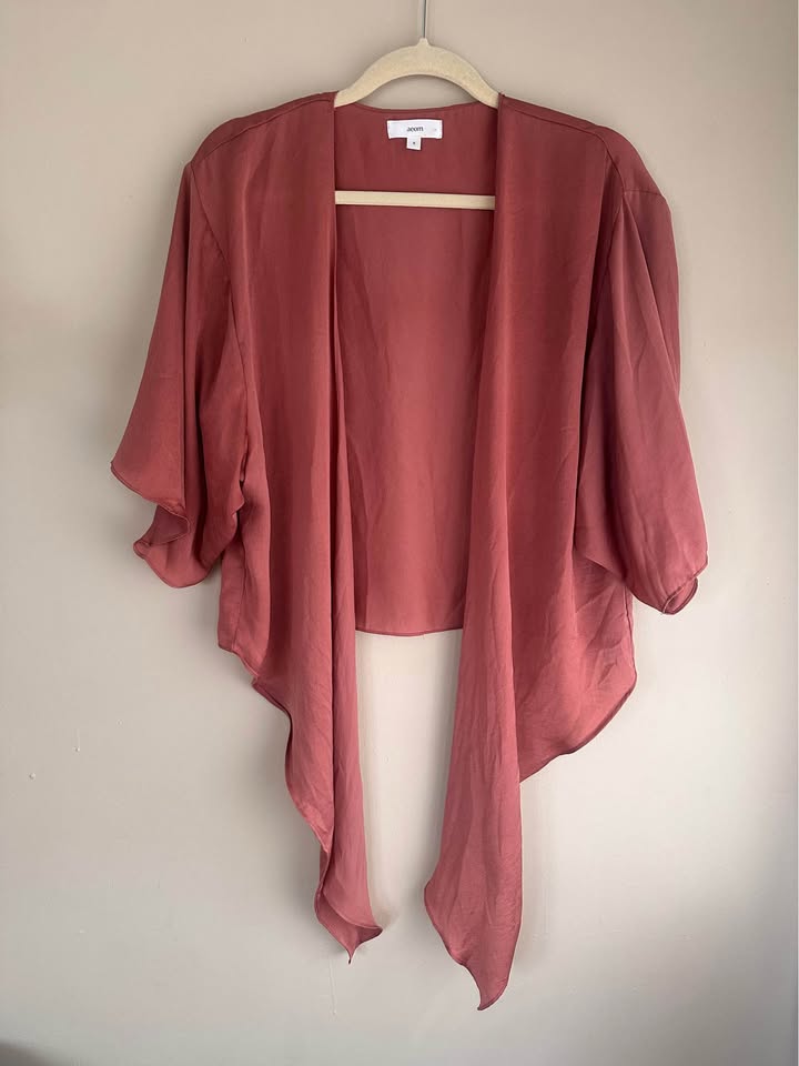 Cropped Front-Tie Shawl