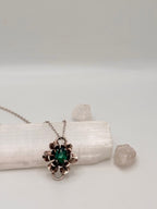 Vintage Green stone Flower necklace