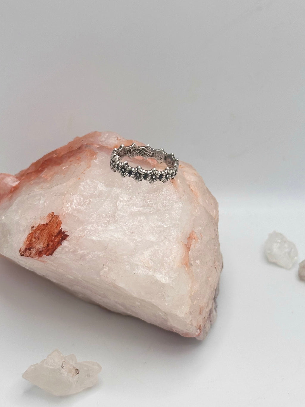 Basic flower chain ring