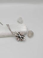 Vintage Green stone Flower necklace