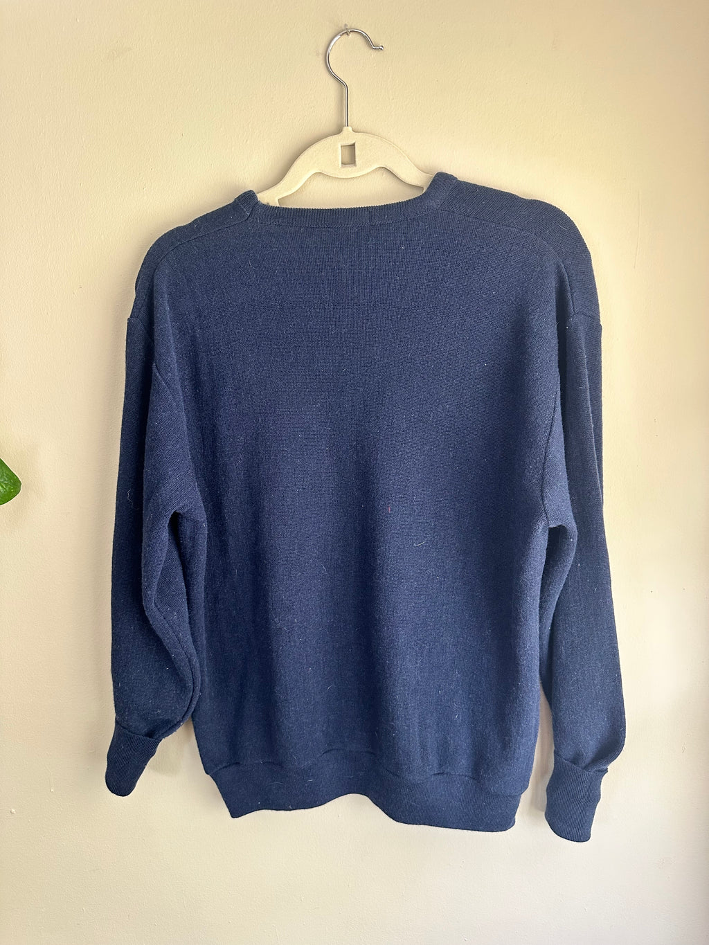 Vintage NBC-TV LA 1981 sweater