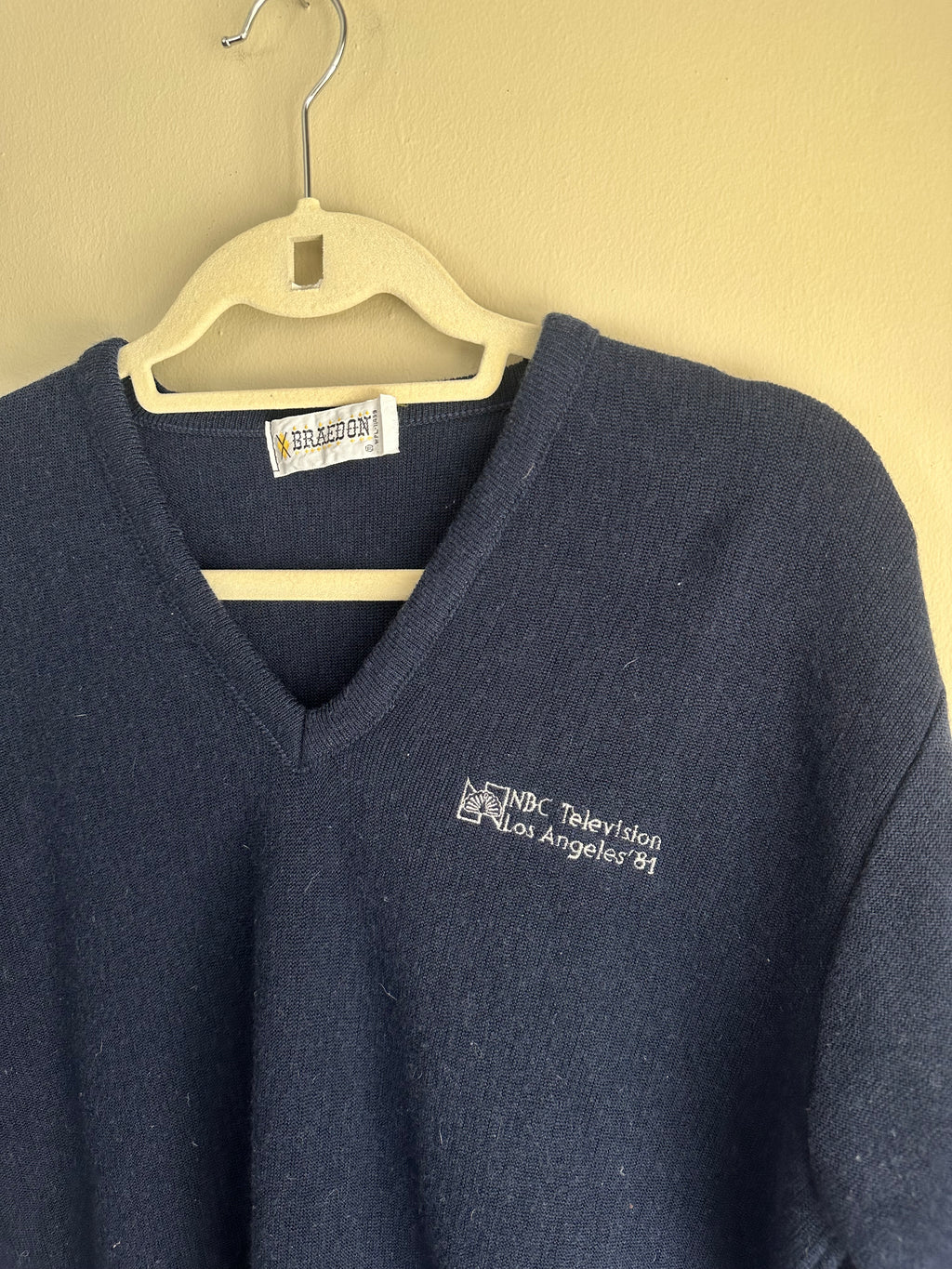 Vintage NBC-TV LA 1981 sweater