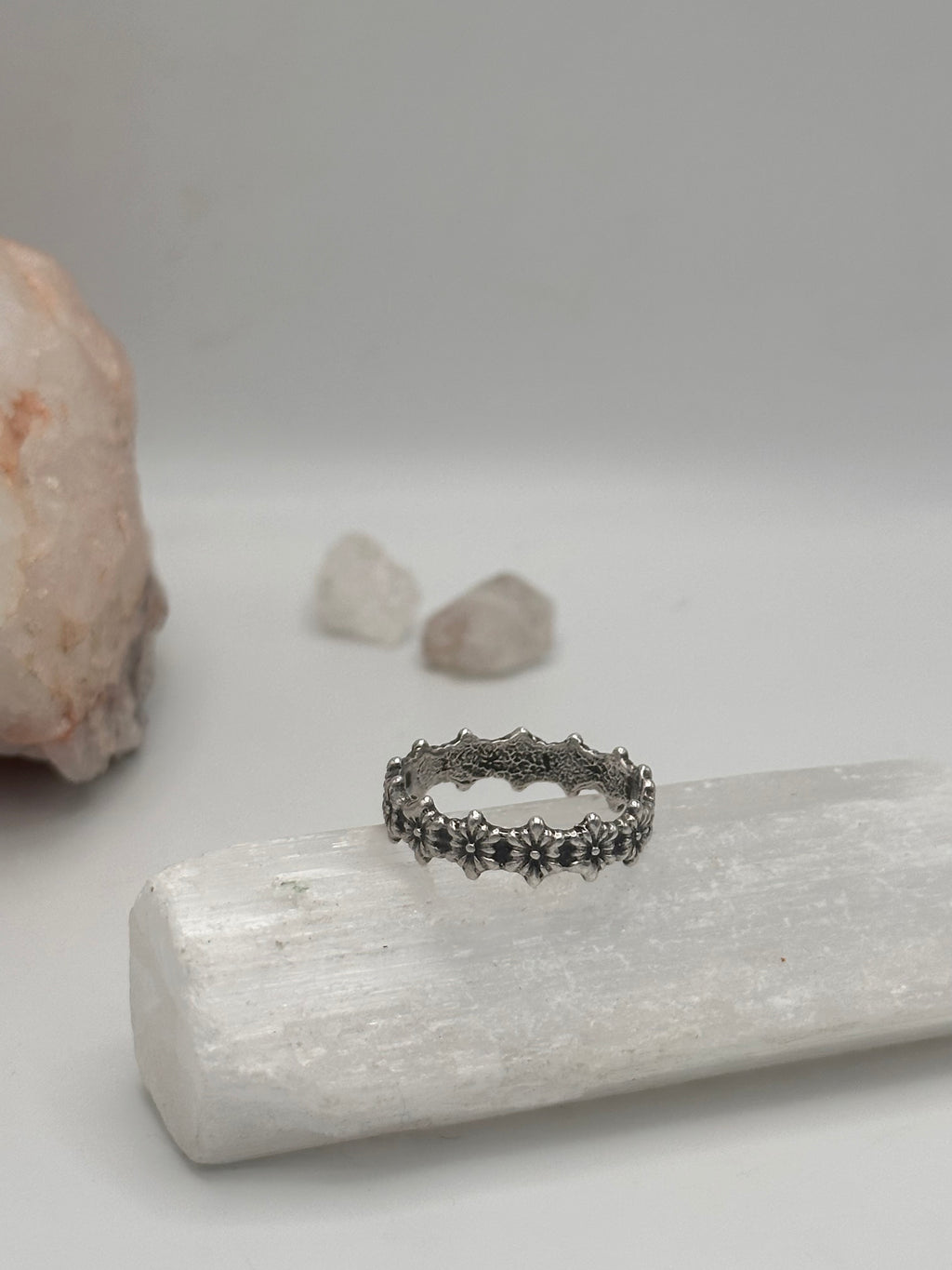 Basic flower chain ring