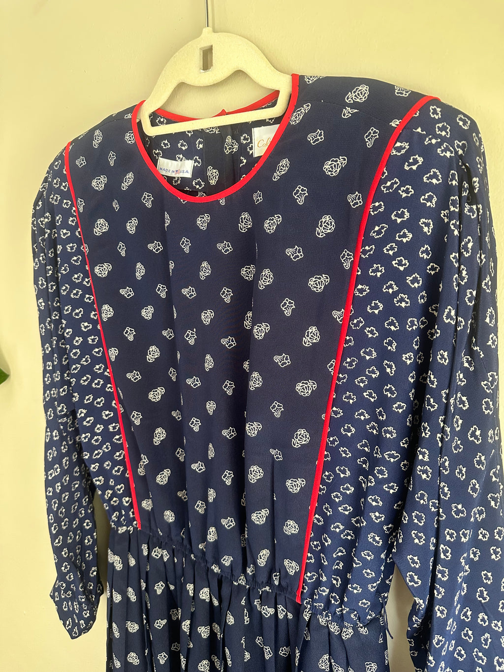 Vintage California Girl 70s/80s Navy Floral Dress