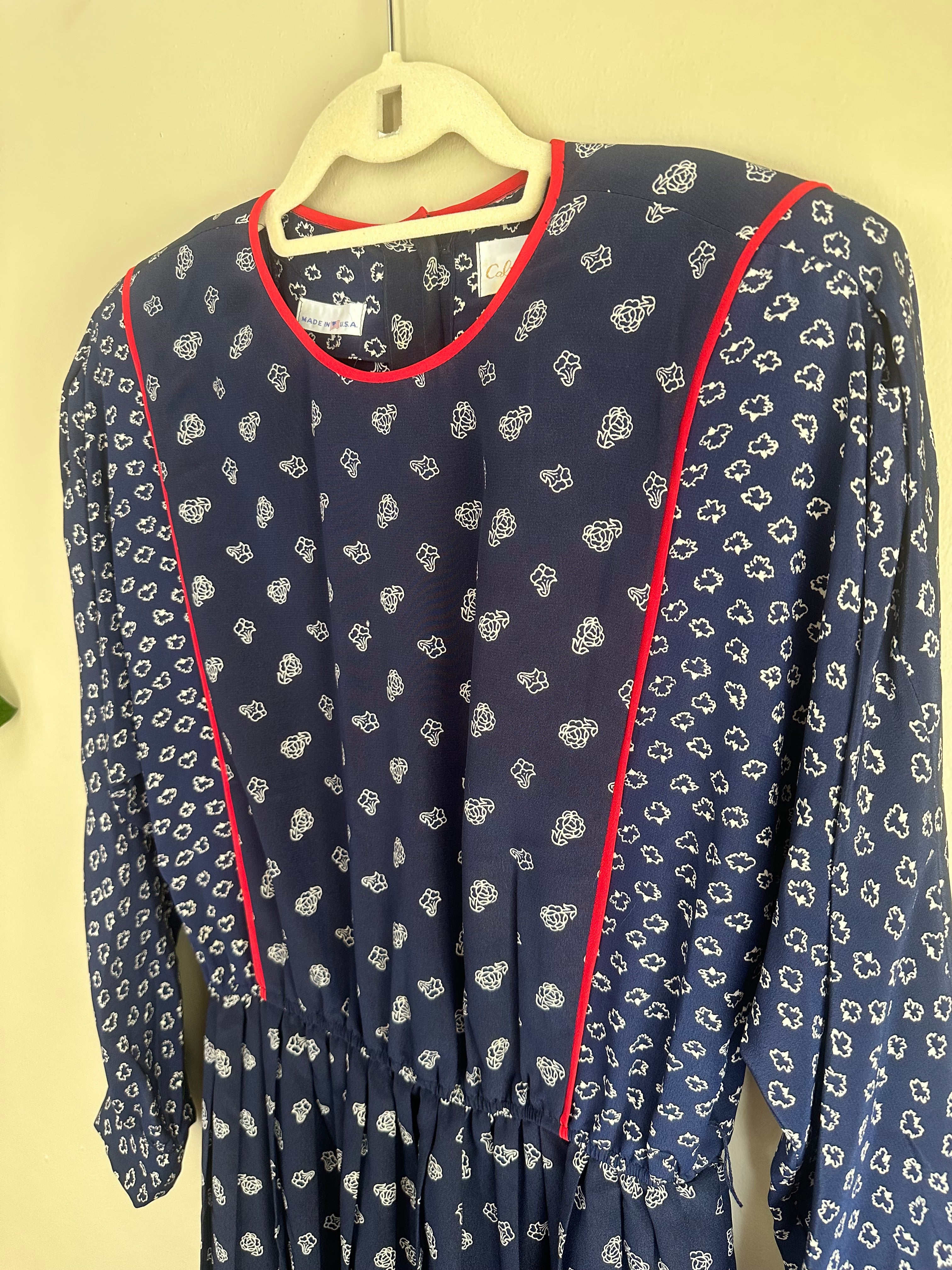 Vintage California Girl 70s/80s Navy Floral Dress