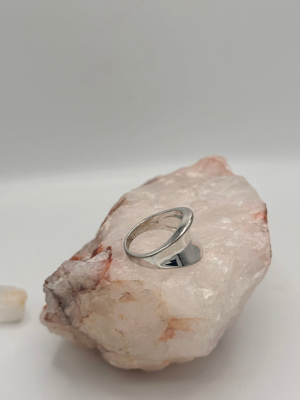 Vintage Chunky wave ring