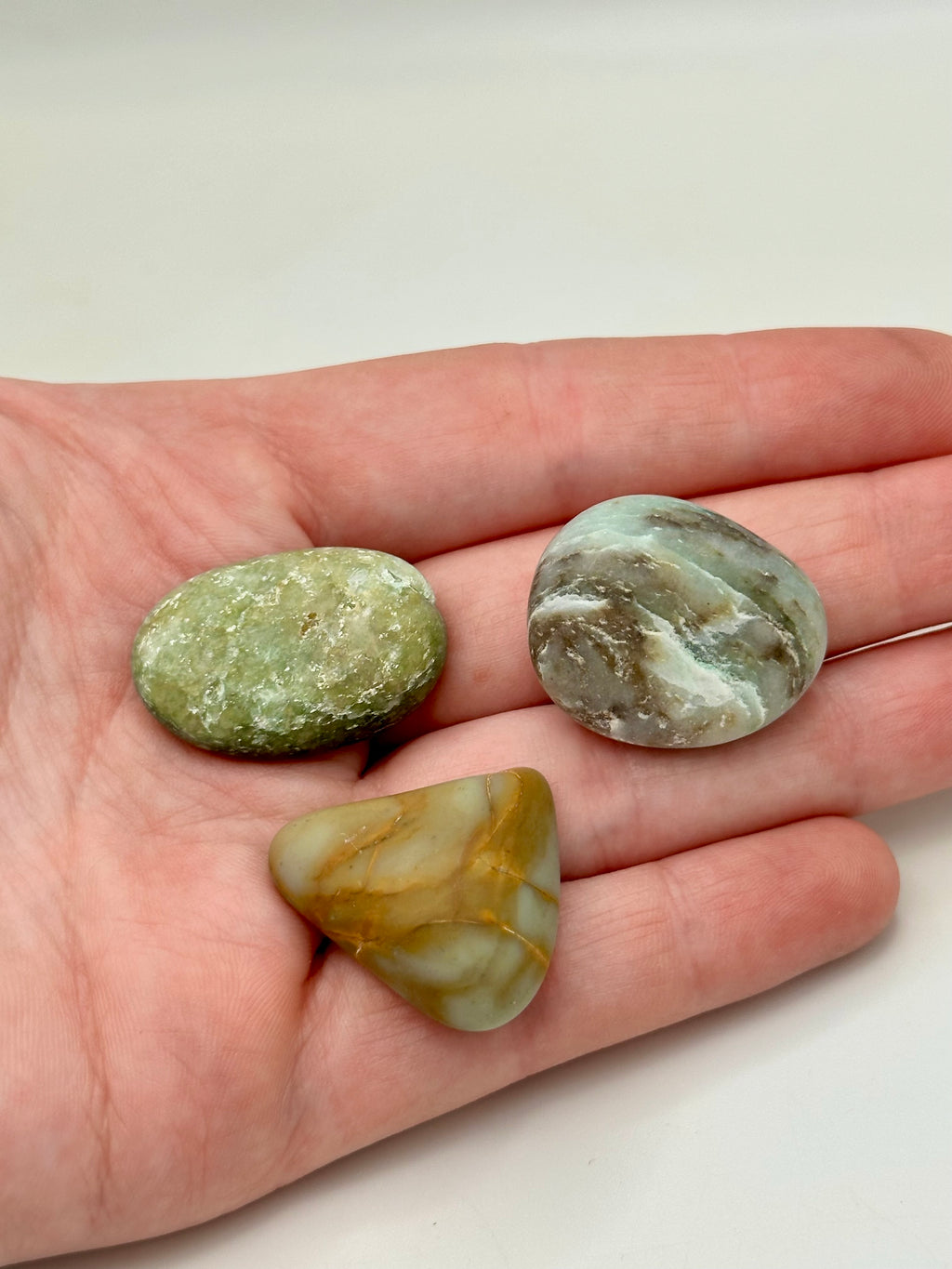 Blue-green tumbled lot
