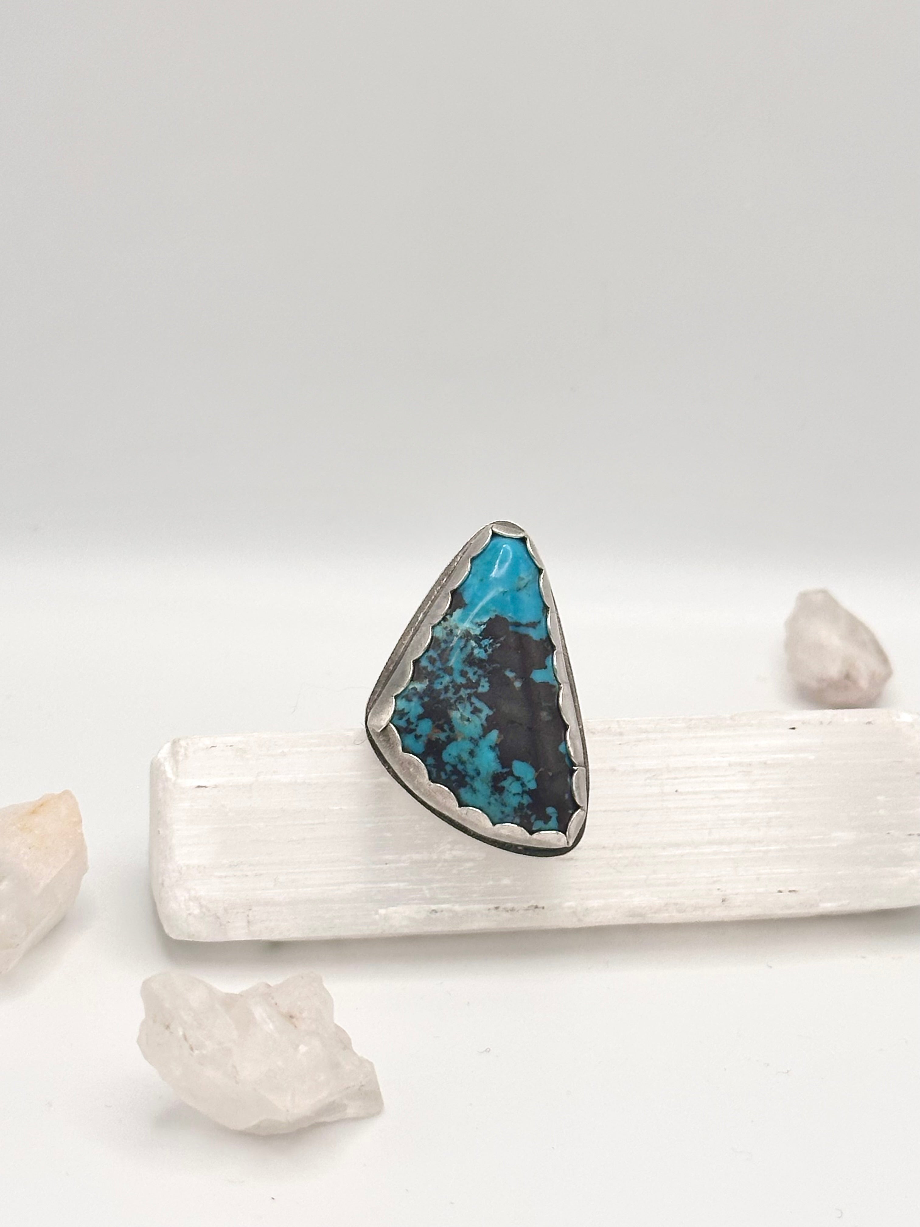 Shattuckite scalloped ring