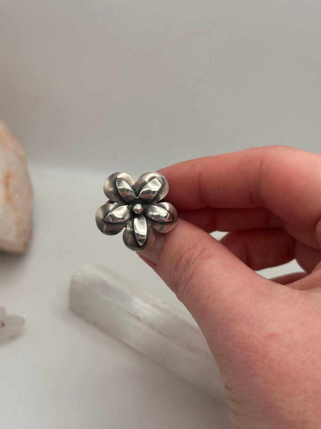 Vintage layered flower ring
