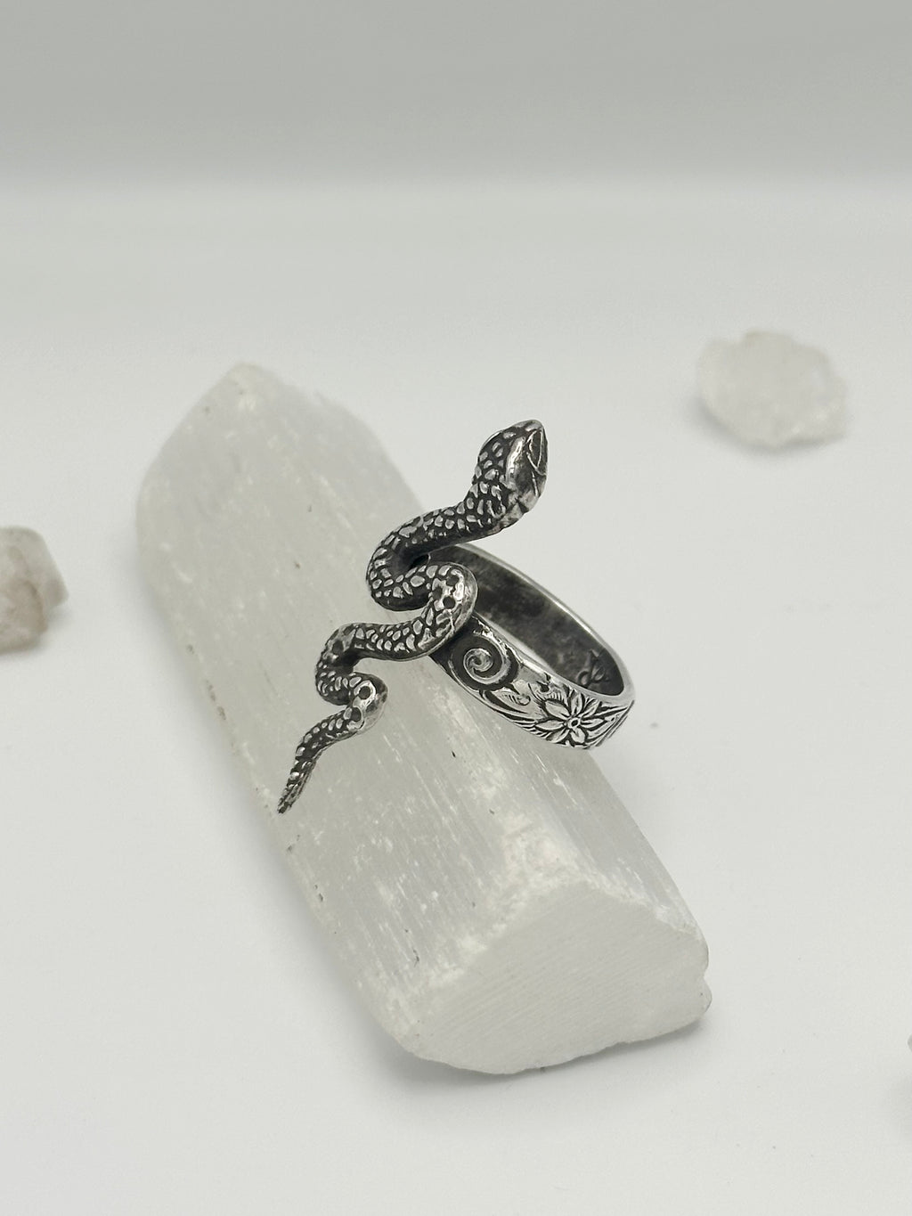 Large Snake with floral ring