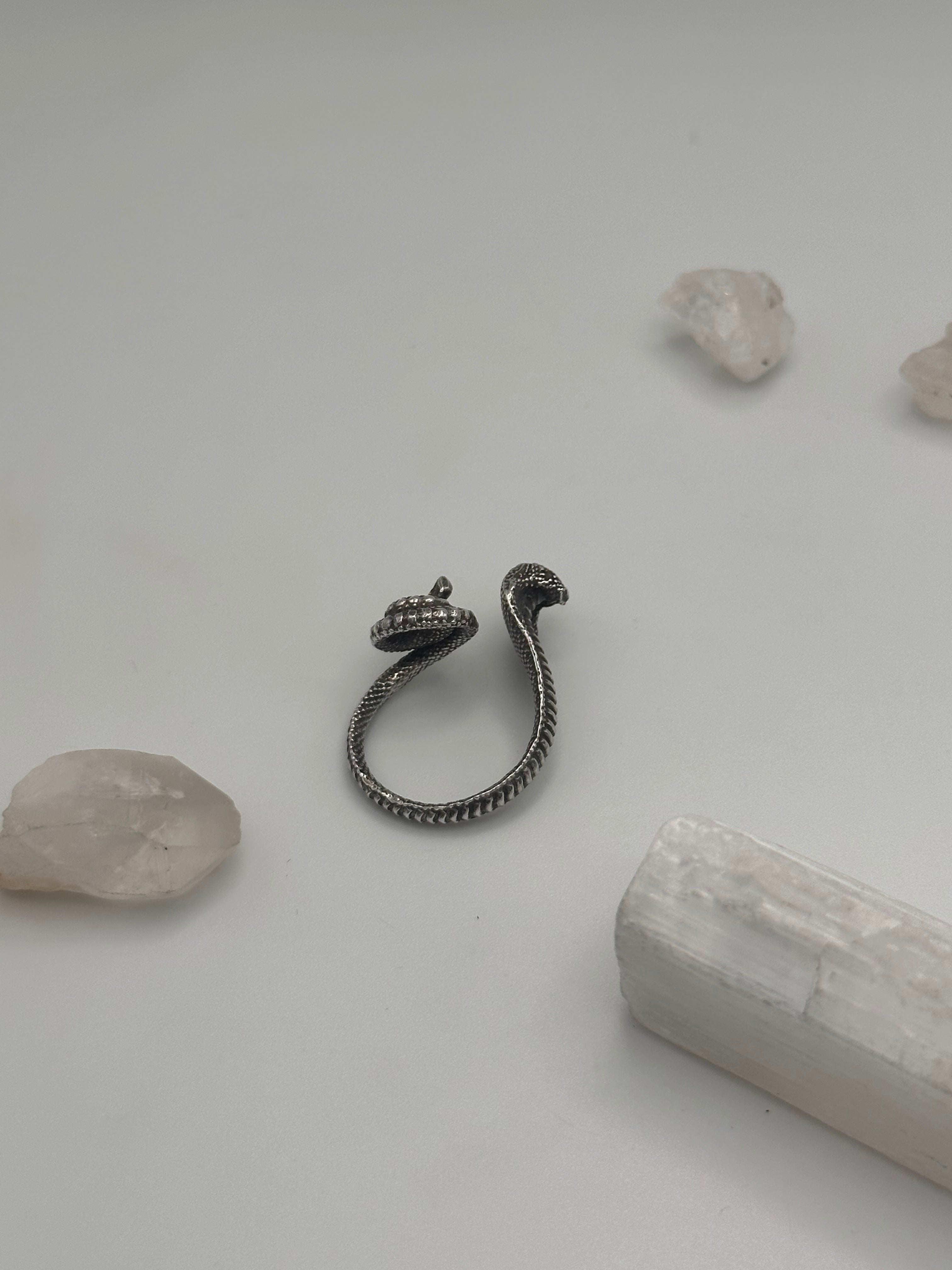 Cobra Snake ring